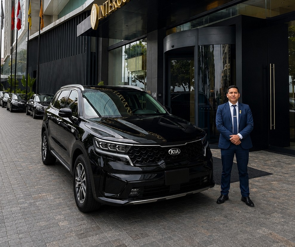 Luxury SUV airport transfer service in Lima Peru